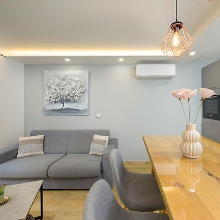 Lavanda Maslina - New Luxury Apartments Πούλα Εξωτερικό φωτογραφία