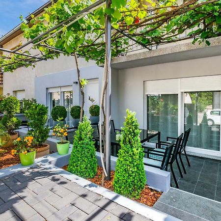 Lavanda Maslina - New Luxury Apartments Πούλα Εξωτερικό φωτογραφία