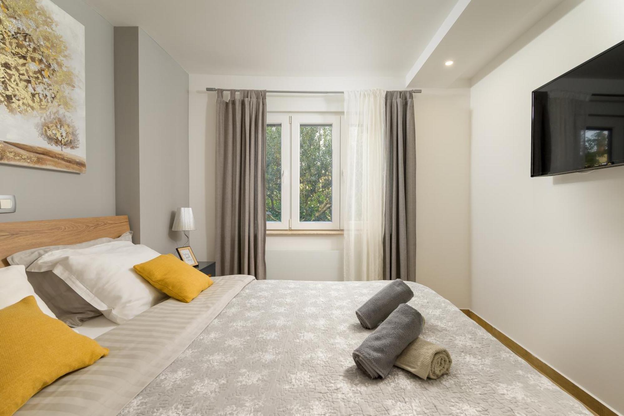 Lavanda Maslina - New Luxury Apartments Πούλα Εξωτερικό φωτογραφία
