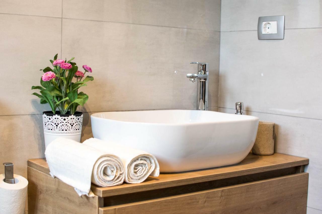 Lavanda Maslina - New Luxury Apartments Πούλα Εξωτερικό φωτογραφία