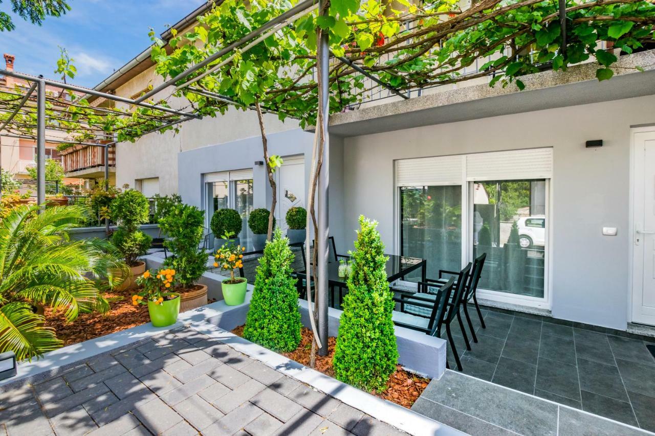 Lavanda Maslina - New Luxury Apartments Πούλα Εξωτερικό φωτογραφία