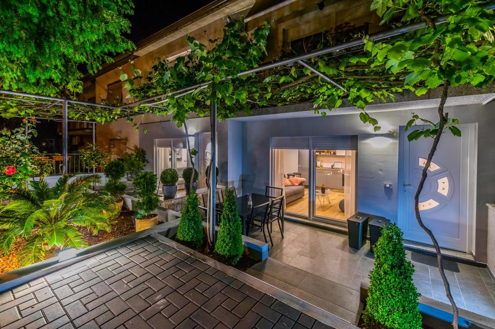 Lavanda Maslina - New Luxury Apartments Πούλα Εξωτερικό φωτογραφία