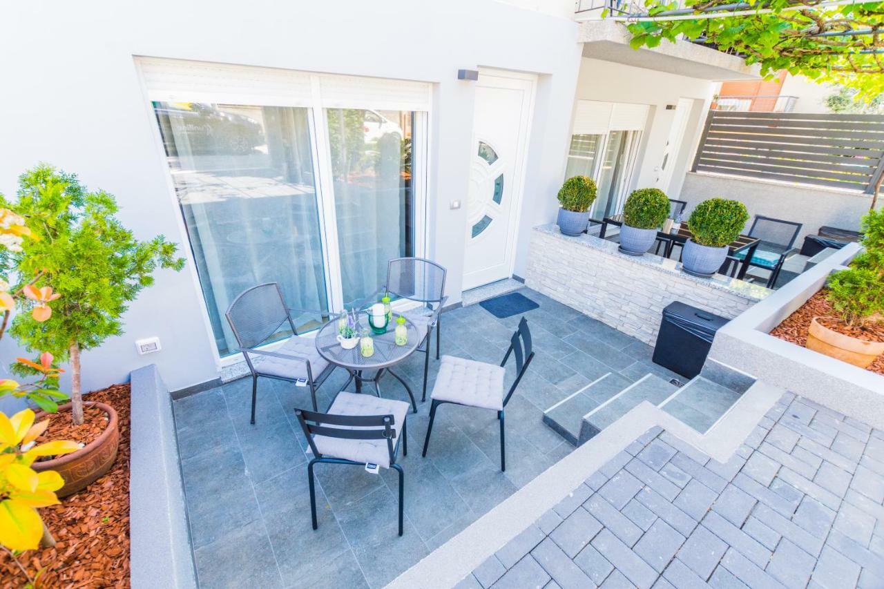 Lavanda Maslina - New Luxury Apartments Πούλα Εξωτερικό φωτογραφία